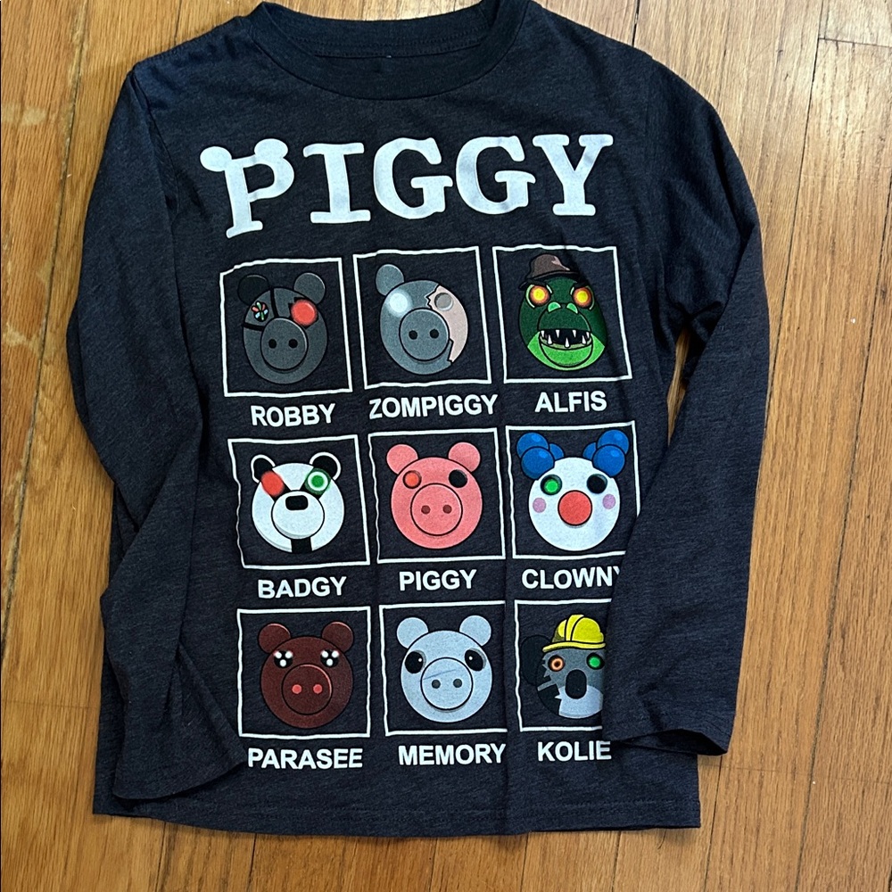 **b2g1** Piggy Character Long Sleeve Tee - Black